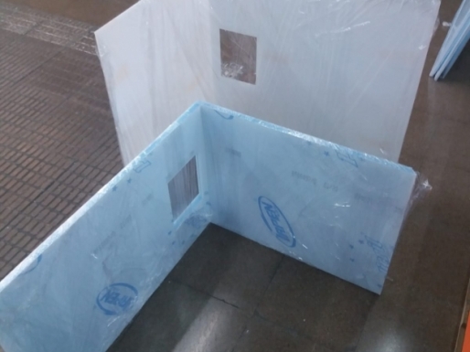 Mamparas de protección transparente hecha a medida para una panaderia